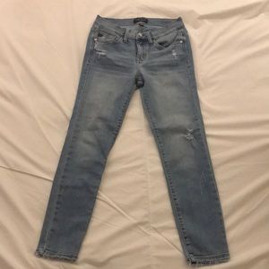 Judy Blue light wash jeans
